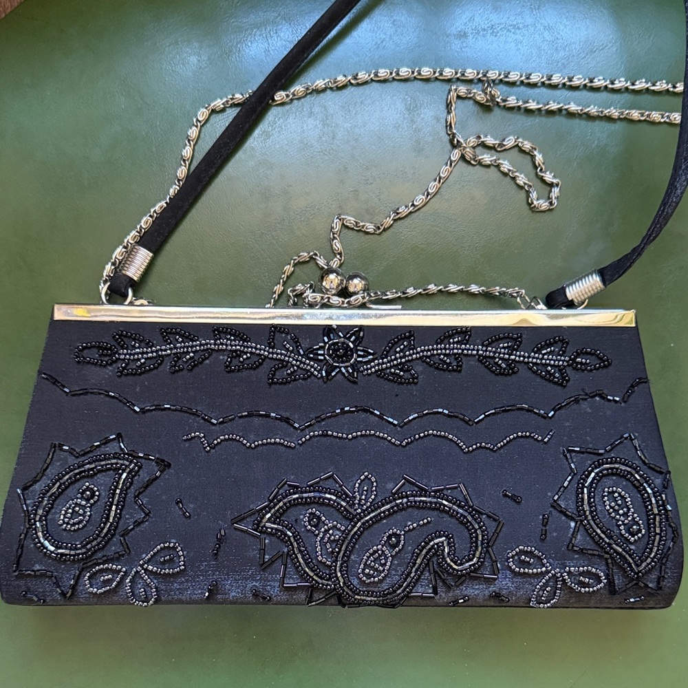 Elegant Vintage Italian Beaded Evening Clutch with Chain Strap